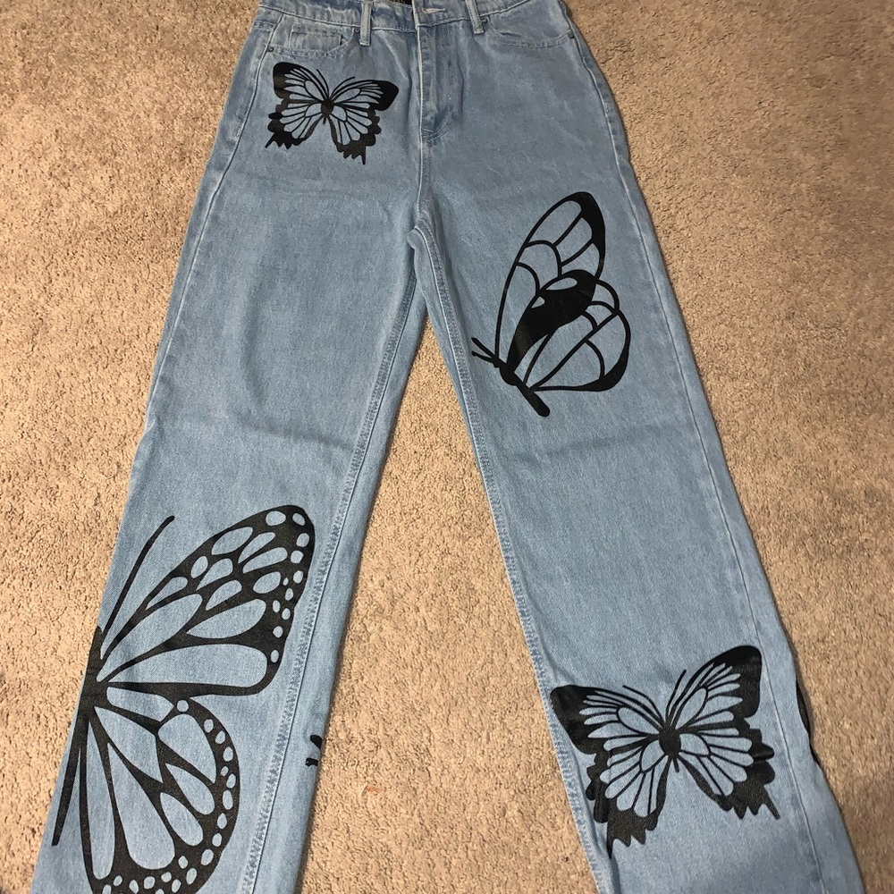 Butterfly baggy jeans
